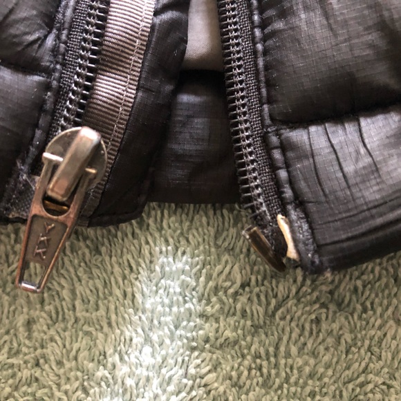 Patagonia Girls’ 12 (L) Down Sweater Jacket with cool tree patch - Picture 3 of 6